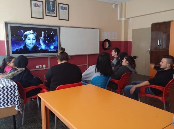 Çocuk Gelişimi Bölümü Öğrencileri BLACK Filmini İzledi.